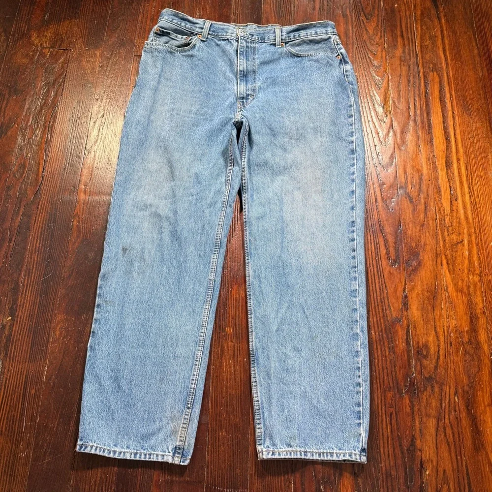 Levis 550 Relaxed Fit Jeans Mens 40x32 Light Wash Blue Tapered Leg Denim